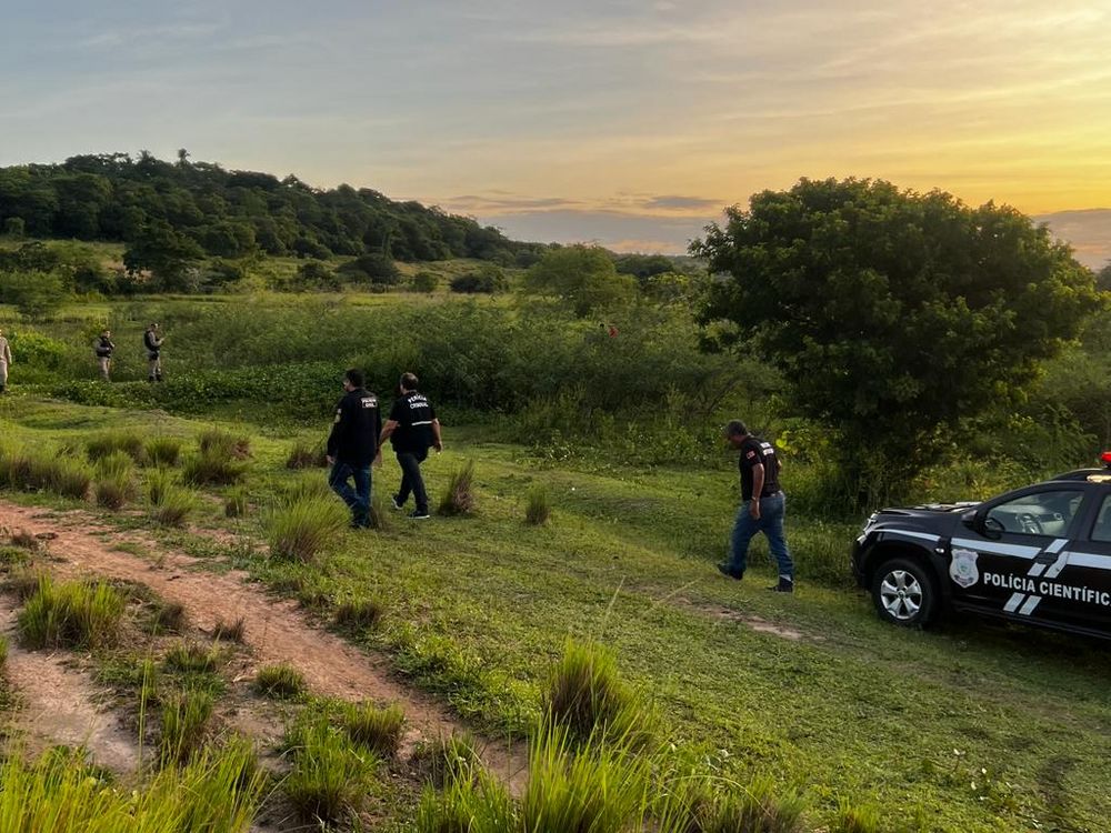 Perícia foi acionada para o local do crime. (Foto: Verinho Paparazzo/RTC)