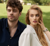 O penteado complementa o visual do festival (Imagem: LightField Studios | Shutterstock)